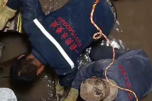葫芦岛电梯井堵漏施工视频